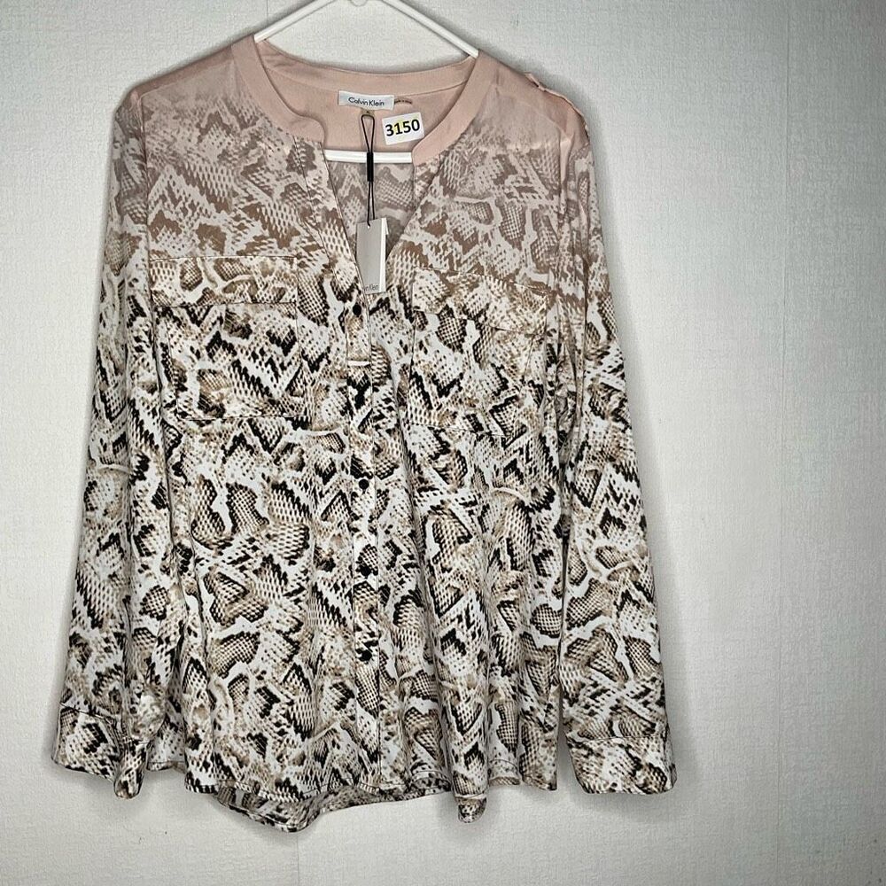 Calvin Klein Blouse Women size XL Animal Print Top Shirt Button Up V Neck Long/S